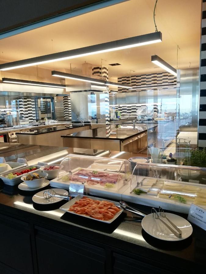 Diana Grand Hotel Alassio Bagian luar foto